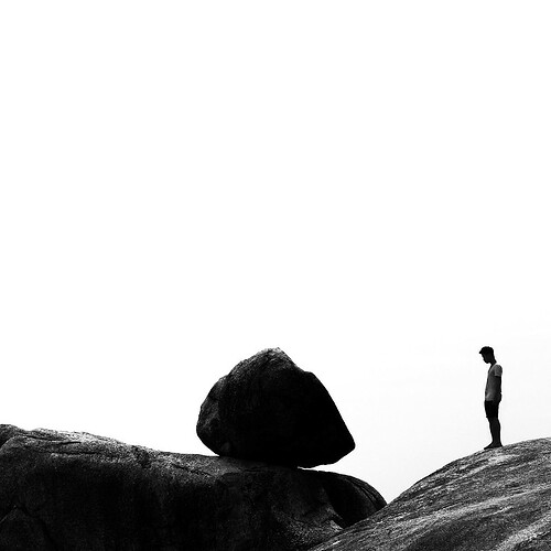 by: Olivier Ortelpa: https://www.flickr.com/photos/copivolta/9450816205